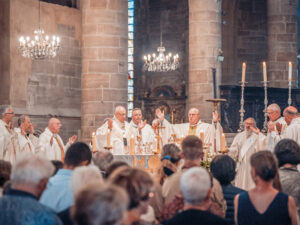 Messe de départ de Mgr Benoît Bertrand - Rodrigues Production-1